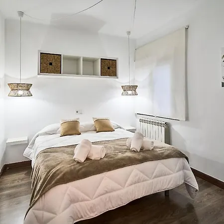 Vut Santo Tomas 3 Apartment Salamanca